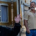 Mel Gibson y Mark Wahlberg, dos tipos duros católicos de Hollywood, en la historia del padre Stu y su familia herida