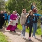 Católicos de Leeds peregrinan en 2022 con la Virgen de Walsingham.