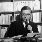 Que en la bibliografía de Jean-Paul Sartre (1905-1980), uno de los pensadores ateos más influyentes del siglo XX, figure una preciosa obra sobre la Navidad, descolocó tanto a sus seguidores que el texto se hizo inencontrable.