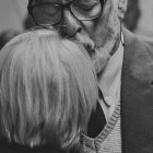 La conyugalidad es la forma en la que Dios quiso expresar su ser, y con el sacramento del matrimonio la elevó a templo. Foto: Gaspar Zaldo / Unsplash.
