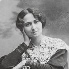 Raissa Maritain, a los 20 años, tres años antes de bautizarse, pensadora y mística