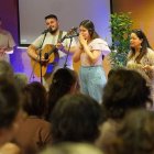 Tote y Cristy, de Nunc Coepi, en la alabanza inicial del encuentro Transforma 2024 con el grupo Ruah