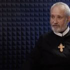 "Me hacían daño casi todos los días. El ingreso era terrible, muy cruel. Al padre Iván lo golpearon tan brutalmente que perdió el conocimiento dos veces", comenta el padre Geleta.