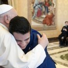"Cuando un cristiano, más aún una religiosa, un religioso, pierde el sentido del humor, se 'avinagra', y es tan triste ver a un cura, un religioso, una monja 'avinagrada'", dijo el Papa en una de sus audiencias.
