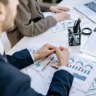 Es clave que el inversor se informe sobre dónde mete su dinero y exija una rentabilidad a sus ahorros.