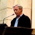 Javier Barraca es doctor en Filosofía y profesor universitario