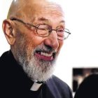 John Esseff ha sido exorcista durante más de 40 años y en su ministerio el Sagrado Corazón ha sido un sostén constante.