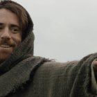 Elio Germano, interpretando a San Francisco de Asís en la película L'Ami (François d'Assise et ses frères).