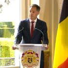 Alexander De Croo, durante el discurso ante el Papa en el que censuró a la Iglesia por los casos de abusos. Que posteriormente el Papa censurase a Bélgica por matar bebés legalmente ya no le gustó tanto.