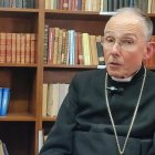 El obispo Bernard Tissier de Mallerais, durante una entrevista a principios de este año.