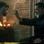 `Todos y cada uno de nosotros hemos sido reclutados para esta guerra espiritual´, alienta el exorcista y teólogo. En la imagen, Russell Crowe en 'El exorcista del Papa' (2023) de Julius Avery.