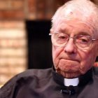 Ed Thompson, fallecido con 92 años, consideraba sus últimos 23 años como los más felices de su vida sacerdotal, ya libre de alcohol.