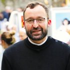 El padre Pierre Doat, rector del santuario del Monte Saint-Michel, autor de la novela angélica `Le Roman des Anges´.