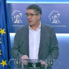 Patxi López, portavoz del grupo parlamentario socialista, anunció ante los medios en el Congreso de los Diputados el registro de su proposición de ley para despenalizar la ofensa a los sentimientos religiosos.