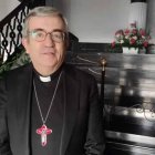 Monseñor Luis Argüello acudió a Cáceres donde habló de los muchos desafíos de la Iglesia en España, destacando dos: la crisis demográfica y la secularización.