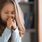 Todo se trata de adaptarse a cada etapa del niño y exigirle o enseñarle en función de sus capacidades.