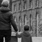 Al comentar el libro del analista Shamil Ismail, Michael Cook apunta un rayo de esperanza en medio de las catastróficas consecuencias del hundimiento de la natalidad: los hijos volverán a ser percibidos como el gran bien que son. Foto: Sebastiano Piazzi / Unsplash.