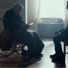 Una escena de la película polaca El Guardián, un sacerdote dachauita cuenta su paso por el campo nazi