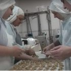 Las ex religiosas de Belorado preparando dulces