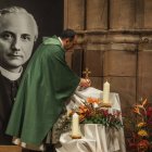 Fotografía del sacerdote alemán Max Josef Metzger, en su ceremonia de beatificación en noviembre de 2024 en Friburgo