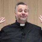 Jesús Silva en un programa de la temporada 4 de Red de Redes, hablando sobre móvil y falta de compromiso