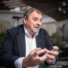 Aquilino Cayuela analiza las causas que han llevado a la sociedad a esta crisis de identidad.