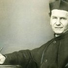 San Juan Bosco (1815-1888) hizo pivotar todas sus obras educativas sobre dos pilares: la devoción eucarística y el amor a la Virgen María.