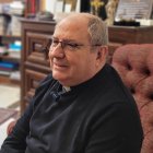 D. Juan Pedro Sánchez Gamero, deán y archivero capitular de la Santa Iglesia Catedral Primada de Toledo, durante la entrevista sobre el VIII Centenario.