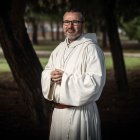 El hermano Carlos vive actualmente como ermitaño en Alba, en Pontevedra.