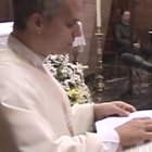 Robert Francis Prevost en 2006 en la parroquia de Santa Rita en Madrid... un sermón que han proyectado en 2026 en el Santiago Bernabeu