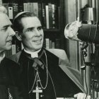 Fulton Sheen dirigió durante dos décadas programas de televisión y radio de máxima audiencia en Estados Unidos.
