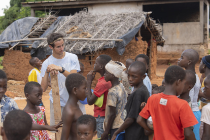 Se enfrentan al reto de dar de comer a diario a 1.500 niños pobres.