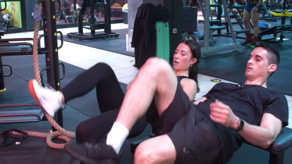 Don Alberto 'Rava' prepara una competición de Hyrox (Fitness) con una 'coach'.