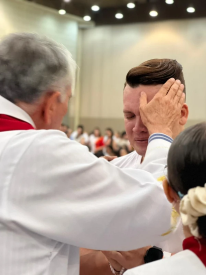 Muchos eran conversos de otras religiones.