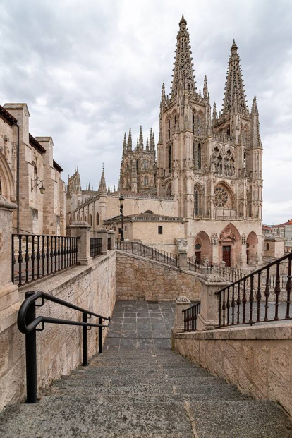 La catedral de Burgos es una obra maestra del gótico español.