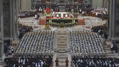 Jornada grande en la basílica de San Pedro para orar por los consagrados.