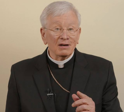 David Laurin Ricken (n. 1952) es obispo coadjutor y luego titular de Cheyenne (Wyoming) desde 2000 y 2001, respectivamente, y de Green Bay (Wisconsin) desde 2008.