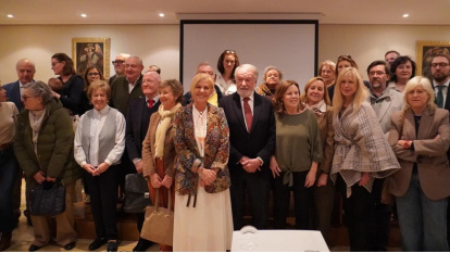 Representantes de asociaciones de la Asamblea por la Vida, en el acto que denuncia el intento de introducir el aborto en la Constitución española