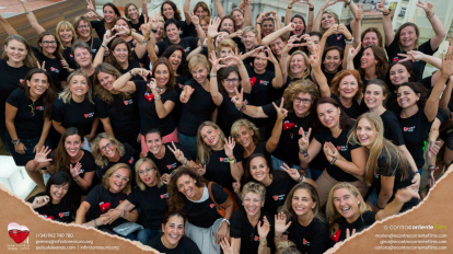 Una parte de la “manada” de Mamás en Acción, el ejército de voluntarias que acompaña a niños enfermos para que no haya “ni un niño solo” en los hospitales.