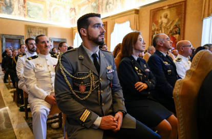 El Papa se reunió con militares portugueses.