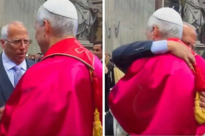 Los dos hermanos se funden en un abrazo en el Vaticano.